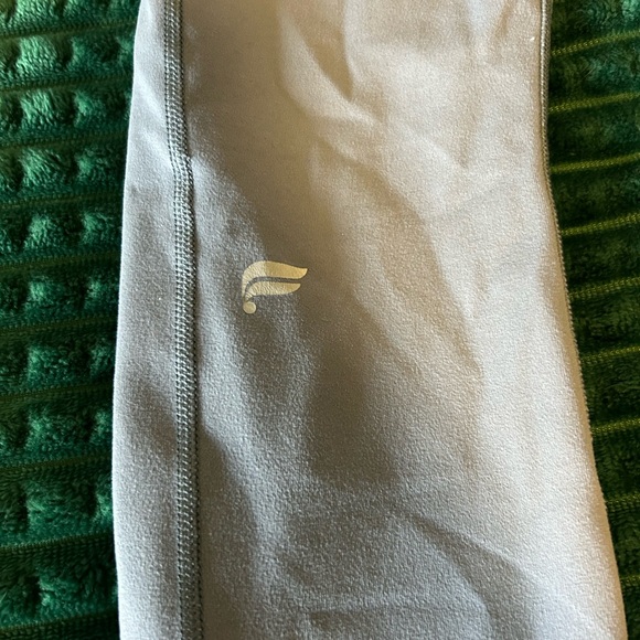 Fabletics power hold light blue leggings, size small - Picture 4 of 4